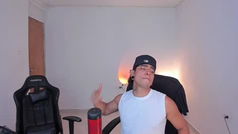 saenz_hotx online show from November 1, 8:11 pm