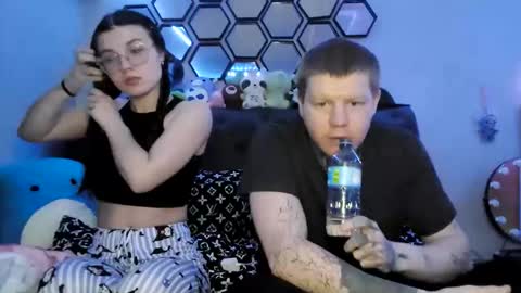 sagerose0444 online show from March 18, 2:04 am