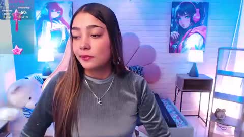 Snapshot of sahhara_ chatting on July 8, 7:18 pm Hailey jonnes online show from July 8, 7:18 pm