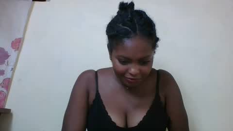 Snapshot of sahina93 chatting on March 6, 3:13 pm sahina93 online show from March 6, 3:13 pm