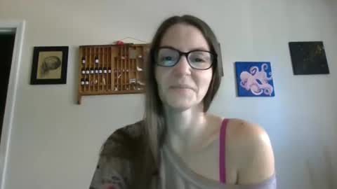 Snapshot of sahmilf chatting on December 16, 6:16 pm Lelo online show from December 16, 6:16 pm