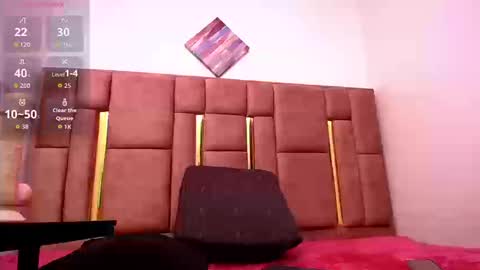 sara online show from September 9, 8:52 pm