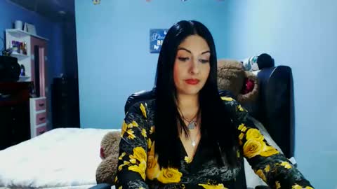 Snapshot of sahotlove1 chatting on April 22, 1:41 am Karina online show from April 22, 1:41 am