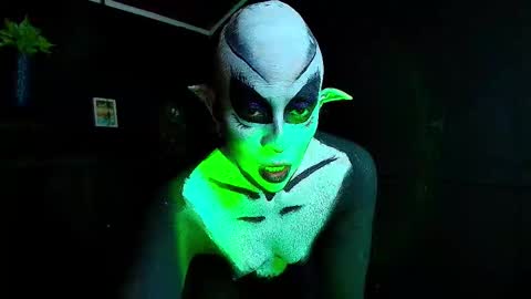 SARA online show from November 29, 5:49 pm