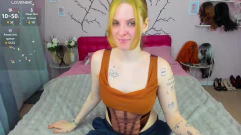 Adel online show from February 18, 1:07 pm