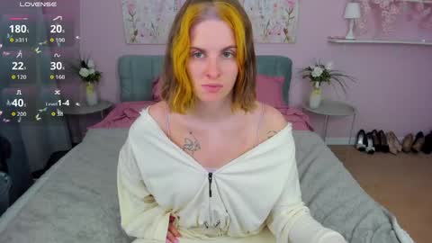 Adel online show from May 16, 6:17 pm