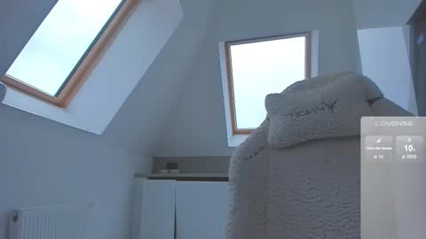 You can call me Lo if someone writes to me in the pm without paying an instant BAN online show from November 5, 12:49 pm