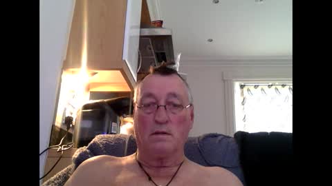 Snapshot of sail_naked chatting on January 12, 12:23 pm sail_naked online show from January 12, 12:23 pm
