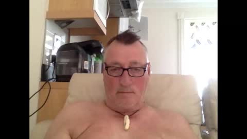sail_naked online show from May 4, 5:09 pm