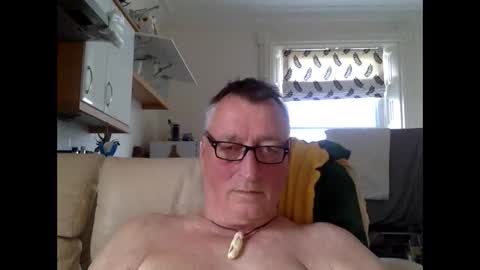 sail_naked online show from May 14, 6:15 pm