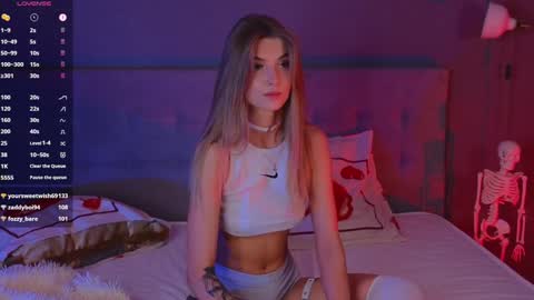 Snapshot of saillise chatting on January 26, 2:35 am Sofia online show from January 26, 2:35 am