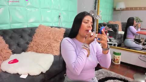 Sailon online show from December 22, 3:20 pm