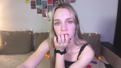 Sofia online show from December 13, 3:21 pm