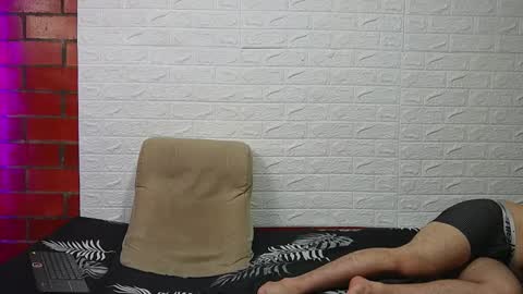 sainix_ online show from November 26, 4:13 am