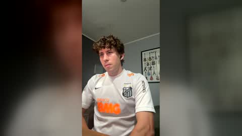 Snapshot of saint_nott chatting on March 8, 2:59 am saint_nott online show from March 8, 2:59 am