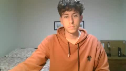 Snapshot of saint_nott chatting on March 23, 5:17 pm saint_nott online show from March 23, 5:17 pm