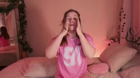 Snapshot of saint_trisha chatting on March 20, 11:09 pm Trisha online show from March 20, 11:09 pm