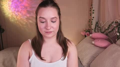 Snapshot of saint_trisha chatting on March 31, 9:15 pm Trisha online show from March 31, 9:15 pm