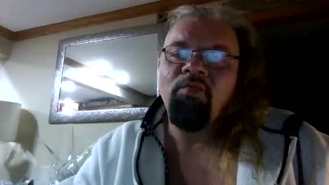 Snapshot of saintbeenadick chatting on February 23, 11:35 pm saintbeenadick online show from February 23, 11:35 pm