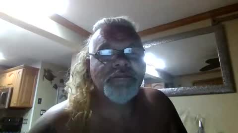 Snapshot of saintbeenadick chatting on May 2, 1:54 am saintbeenadick online show from May 2, 1:54 am
