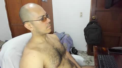 Snapshot of saintedy01 chatting on October 8, 12:14 pm saintedy01 online show from October 8, 12:14 pm