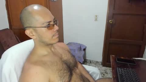 Snapshot of saintedy01 chatting on November 20, 1:44 pm saintedy01 online show from November 20, 1:44 pm