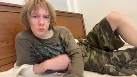 Snapshot of saintfawn chatting on June 27, 5:07 pm saintfawn online show from June 27, 5:07 pm