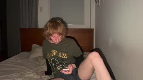 Snapshot of saintfawn chatting on June 30, 2:51 pm saintfawn online show from June 30, 2:51 pm