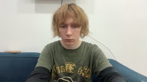 Snapshot of saintfawn chatting on July 24, 3:21 pm saintfawn online show from July 24, 3:21 pm