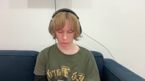 Snapshot of saintfawn chatting on July 28, 3:21 pm saintfawn online show from July 28, 3:21 pm