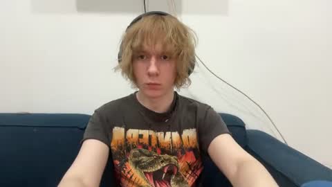 Snapshot of saintfawn chatting on July 29, 4:27 pm saintfawn online show from July 29, 4:27 pm