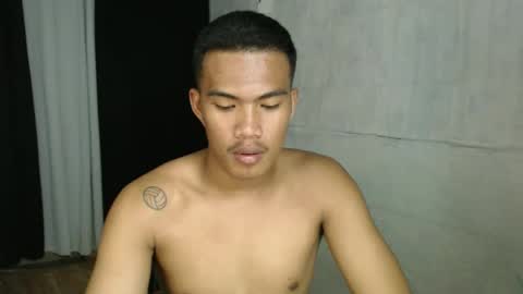 Taylor online show from October 17, 7:49 pm