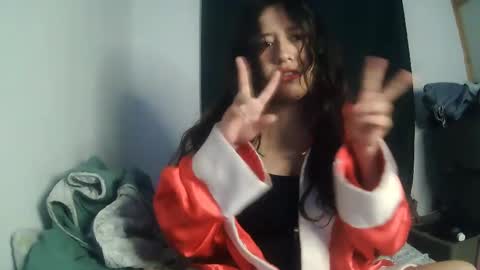 Snapshot of sakichan2003 chatting on December 17, 12:56 am saki online show from December 17, 12:56 am