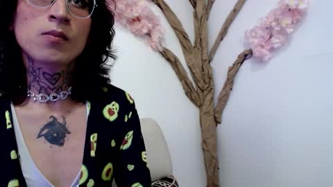 Snapshot of sakura__love_ chatting on October 13, 7:25 pm Hikari online show from October 13, 7:25 pm