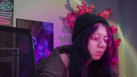 Snapshot of sakurabliss chatting on February 18, 11:17 am sakurabliss online show from February 18, 11:17 am