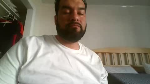 Snapshot of sal_cumplaciente chatting on March 18, 10:46 pm sal cumplaciente online show from March 18, 10:46 pm