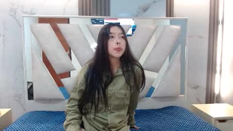 Snapshot of salethjonescl202 chatting on March 27, 6:29 pm salethjonescl202 online show from March 27, 6:29 pm