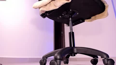 Sali G  online show from October 8, 5:05 am