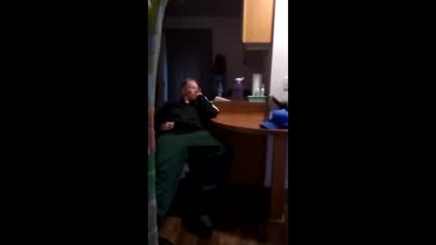 salis1981 online show from April 11, 2:05 am