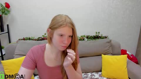 Snapshot of sally_ange1 chatting on January 19, 1:09 am Sally online show from January 19, 1:09 am