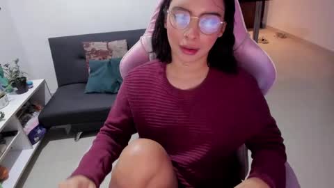 Snapshot of sallymaddoxx chatting on December 15, 7:02 am sallymaddoxx online show from December 15, 7:02 am