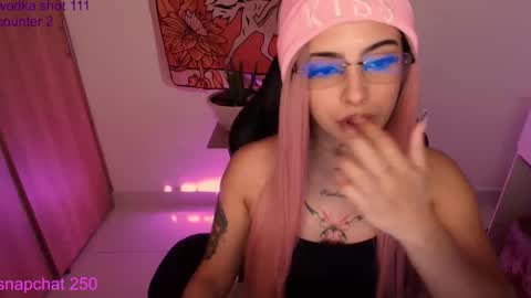 sallymaddoxx online show from May 12, 1:47 am