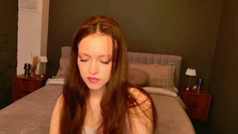 Snapshot of sallypinkman chatting on April 19, 9:08 am Sally Pinkman online show from April 19, 9:08 am
