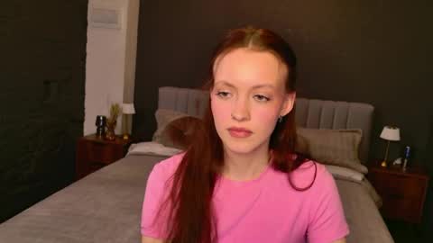 Snapshot of sallypinkman chatting on April 20, 2:53 pm Sally Pinkman online show from April 20, 2:53 pm