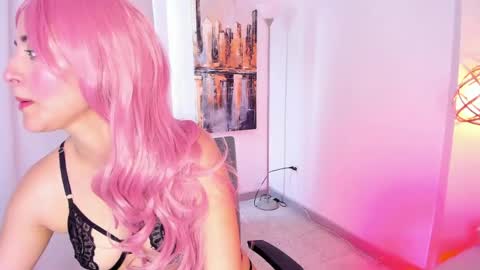 Sally online show from May 5, 7:22 pm