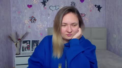 Snapshot of sallyverda chatting on February 18, 3:10 pm Sally online show from February 18, 3:10 pm
