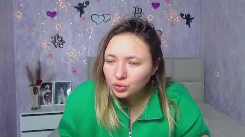 Snapshot of sallyverda chatting on February 24, 6:47 pm Sally online show from February 24, 6:47 pm