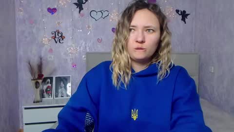 Snapshot of sallyverda chatting on February 26, 6:54 pm Sally online show from February 26, 6:54 pm