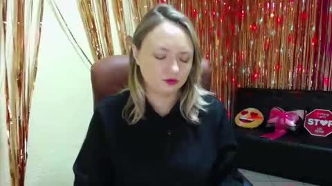 Snapshot of sallyverda chatting on September 9, 6:18 pm Sally online show from September 9, 6:18 pm
