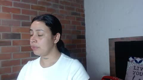   online show from April 19, 7:27 pm